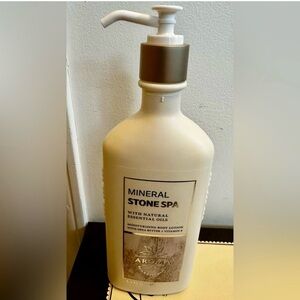 Mineral Stone Spa Moisturizing Body Lotion With Shea Butter & Vitamin E